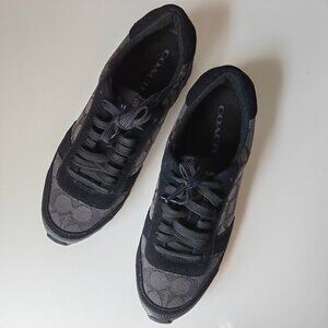 COACH Shoes Size 8.5